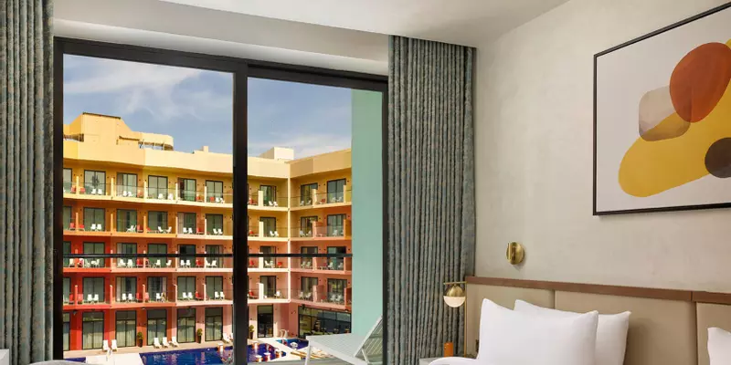 room_56eac31c-2136-422e-8a7e-f887d7569f4e