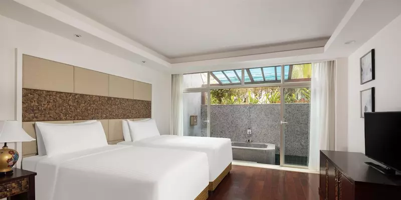 room_15eeac05-41cb-476b-9f4a-67ebe8cb5452