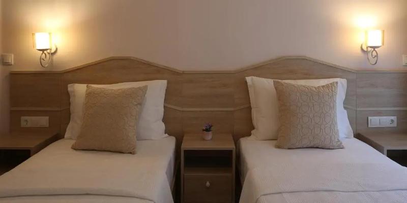 room_1b29ce62-c7a0-43a7-a22d-e8a4cd23db24.jpg