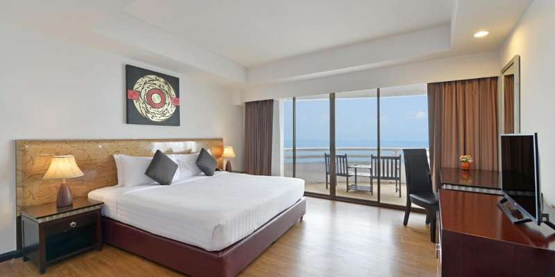 room_4bce6add-83d2-4267-bd27-e9fab80dd41c