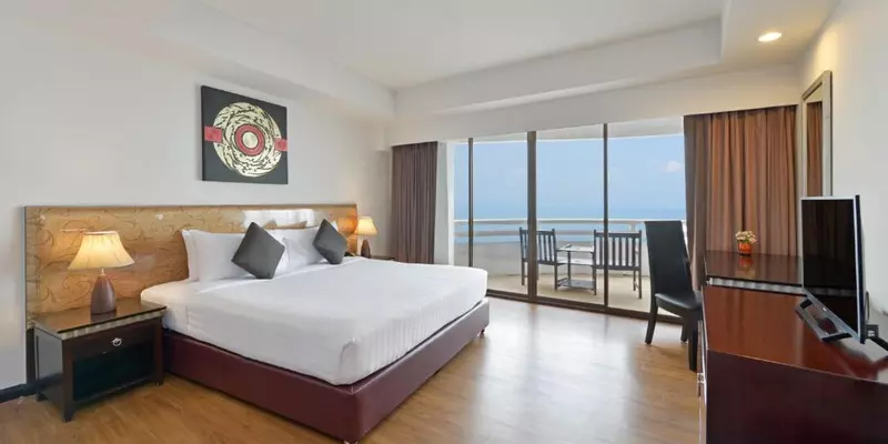 room_4bce6add-83d2-4267-bd27-e9fab80dd41c