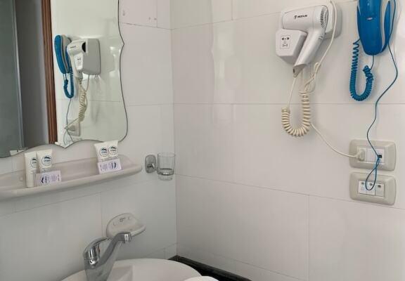 room_c1f8bcab-dd39-4d39-a66a-cee92cb0fee3.jpg
