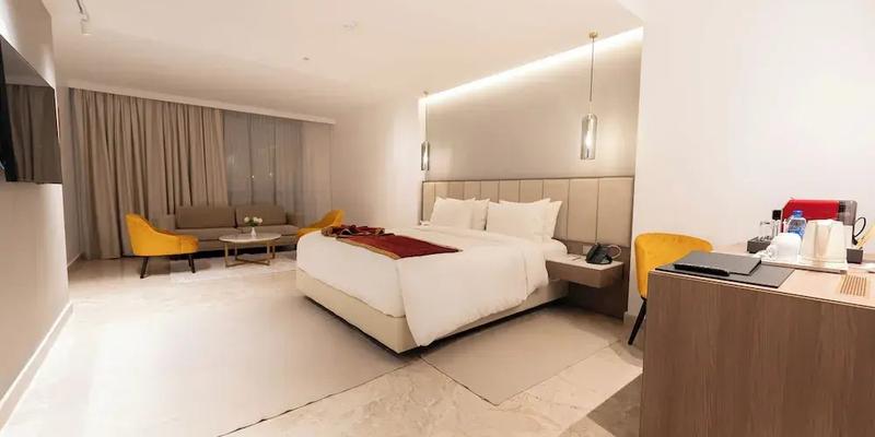 room_2eb58de8-eb70-4502-ae03-0d95a40612ee.jpg
