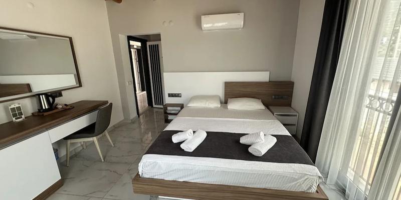 room_a56d4666-e873-41dd-aede-0dd68b1e8fc6.jpg