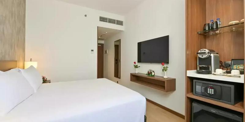 room_3082e290-6bdf-4a1d-893d-b8905d512d2d.jpg