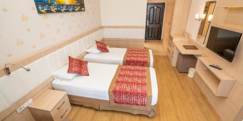 room_d9b7b967-47a8-42c3-9d2c-38dd1d2753e5