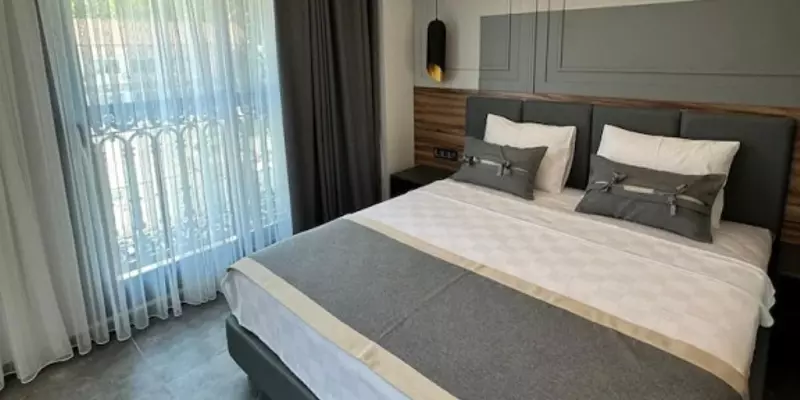 room_0a39de90-7566-4383-bec6-e15c895c948c.jpg