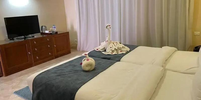 room_13e174c7-49ed-4eef-bb5a-2d7a5f85b8ba.jpg