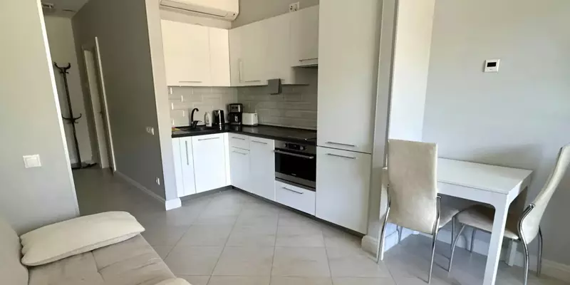 room_ee28e908-178b-4d1e-863c-405481ec0e59.jpg