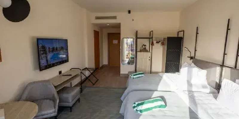 room_b4b05798-6a32-4fee-98fb-0bfb7c873c3c.jpg