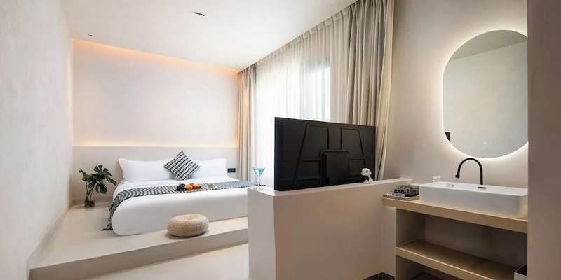 room_c28b86f0-b7a0-45fb-b081-2d65e6080e1f.jpg