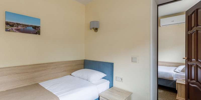 room_2566cce7-2aec-44a2-98f3-e55a3cdabf63.jpg