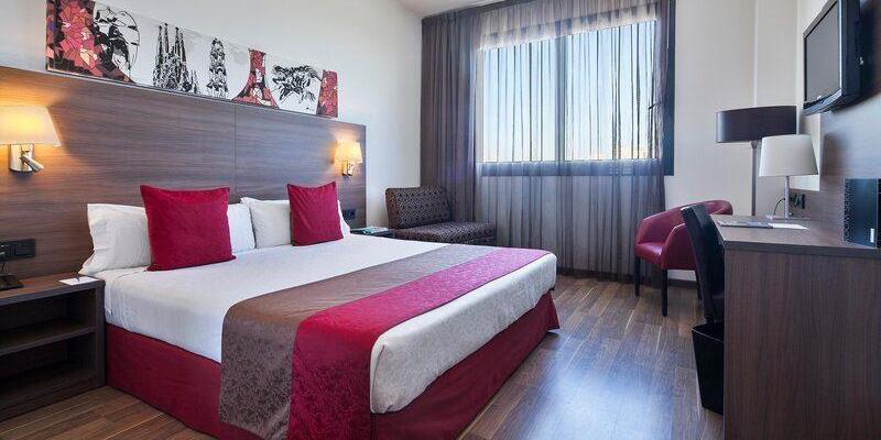 room_da27f93c-a8ae-4af8-8fbe-7b1d721cb36c.jpg