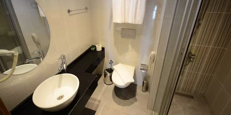 room_fecb6d4e-bf69-449d-a851-e0ff372f62d0.jpg