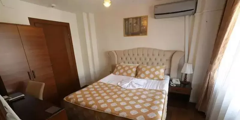 room_ee92bd39-6f95-402f-be89-e561459d9543.jpg