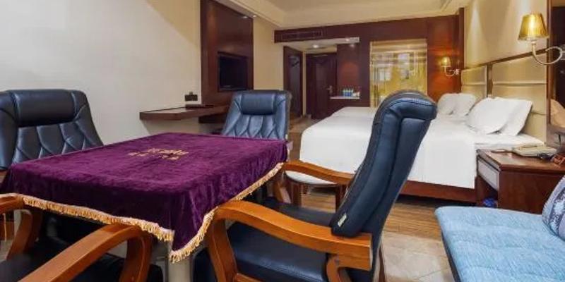 room_4cb682e2-260f-454f-9bb5-80b35d08ac3b.jpg