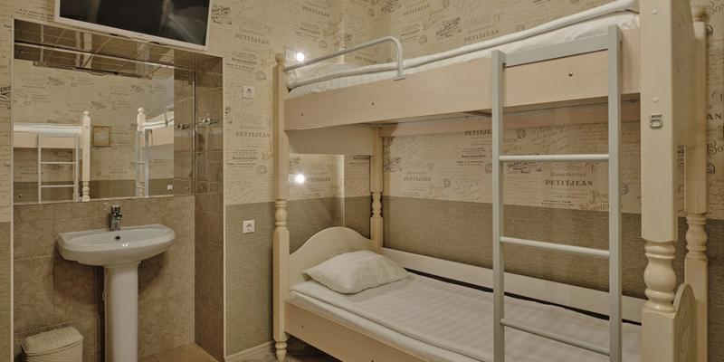 room_64f99772-a1f2-4366-8bca-85edc92f7fdc.jpg