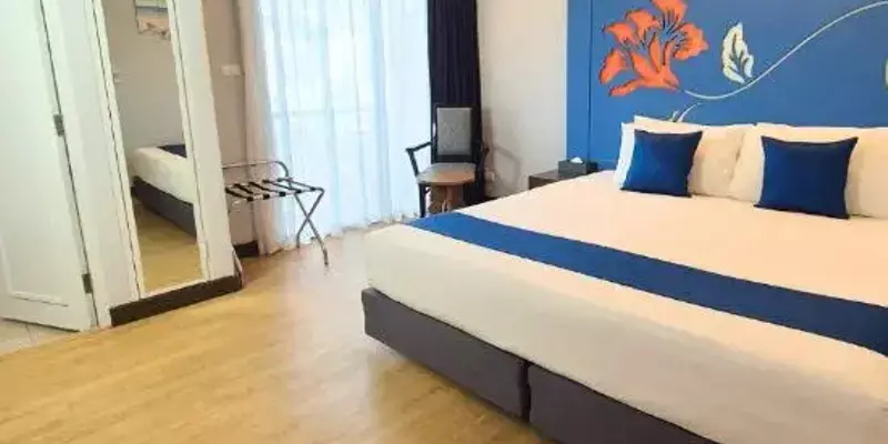 room_204282de-082b-49e8-8ee3-94d030d713c4.jpg