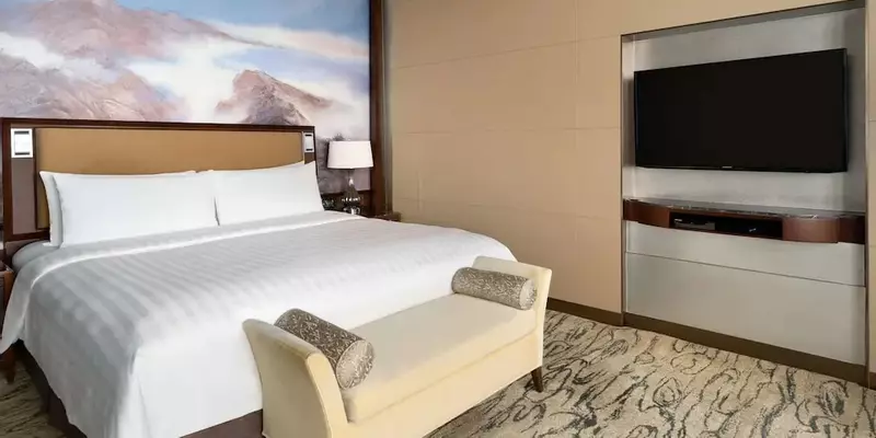room_e16f7eda-ece2-4f4b-b1bc-218c12c0b9e5.jpg
