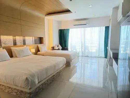 room_41ee127b-b0af-4b74-a536-519a96d72afa.jpg