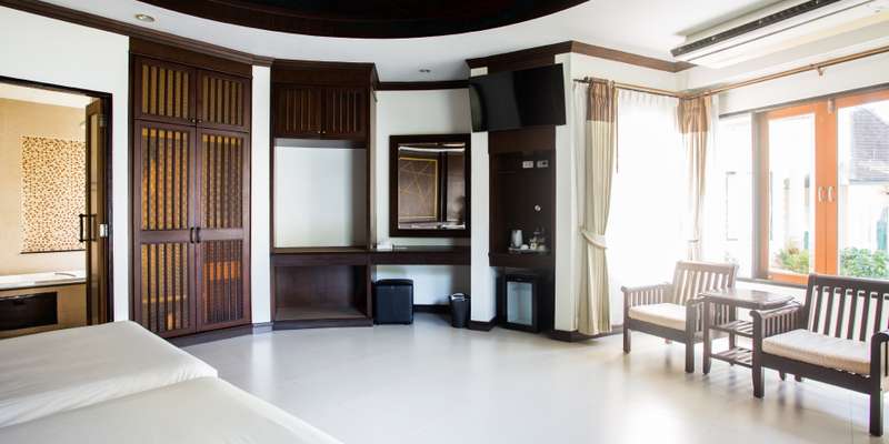 room_4c12fd22-9f47-46a4-b5ca-f9b5356a8aa2