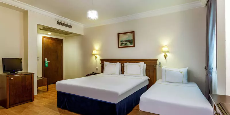 room_4cab33bd-208b-4dc5-b74c-8679cedca71c
