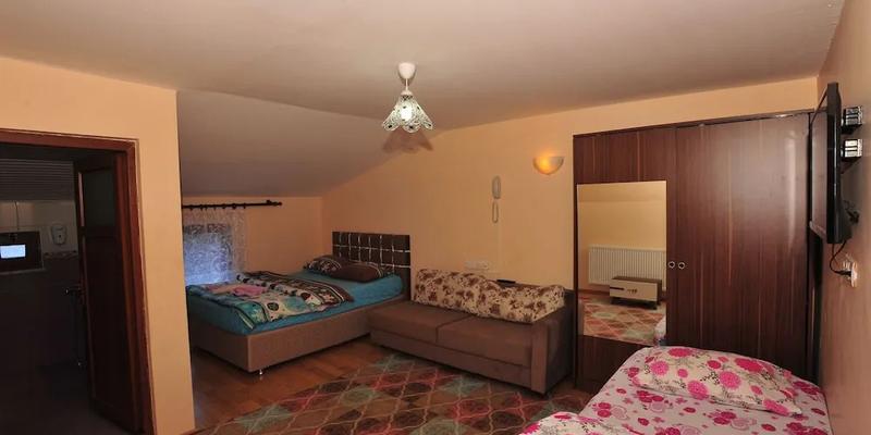 room_4e4206fd-761c-44f2-865a-7dade3d29429.jpg