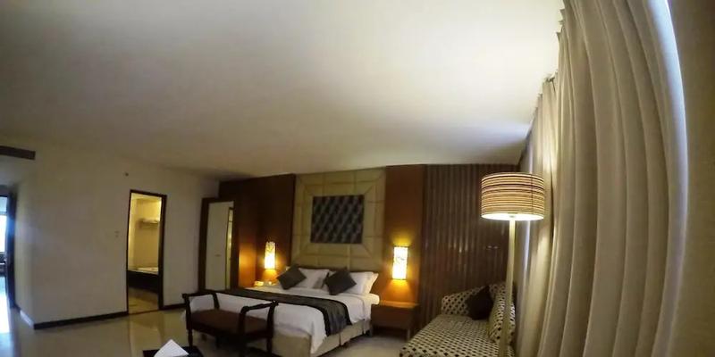 room_1a61a2b6-65db-4a9d-a54a-f04f61c43a9f.jpg