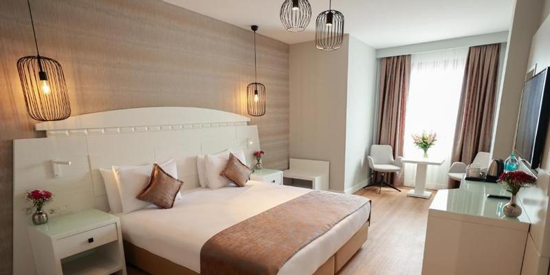 room_4746940c-a11d-4e59-84ed-863ff48c66fc