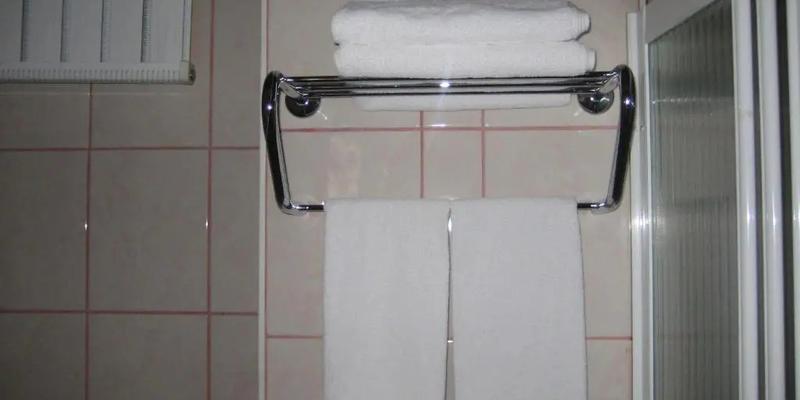 room_37cf9721-e470-4c7d-9dcb-10ca763c3d20.jpg