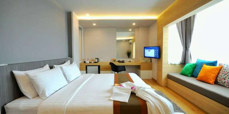 room_6ac91306-f5e3-4816-9b7a-54a5ed1b4d0a.jpg