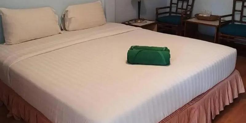 room_63dd12dd-ccc2-4882-9e29-a4d44cdedc92.jpg
