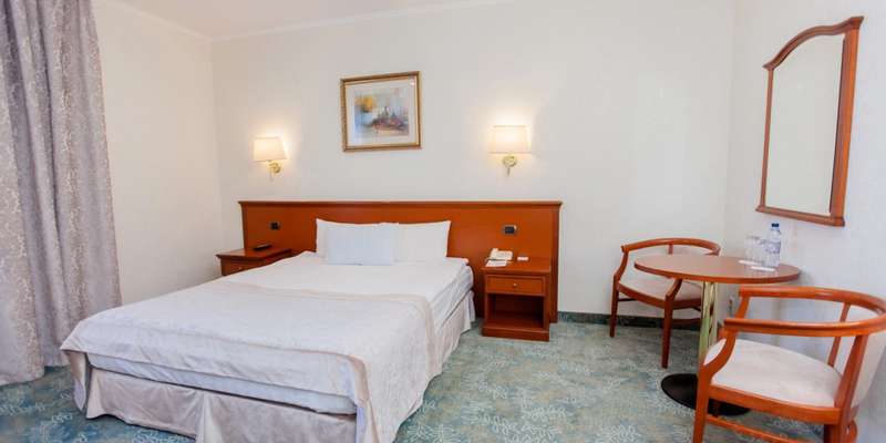 room_e7ceb5bf-36a1-4193-893f-1d48d25ddd01.jpg