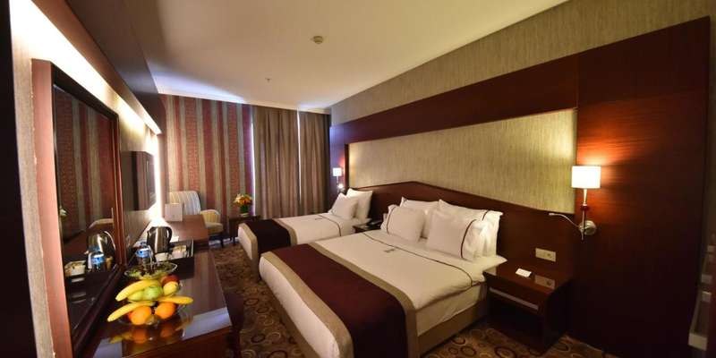 room_9ffe9d24-8cf3-4717-8cf0-109f6cff0e25.jpg