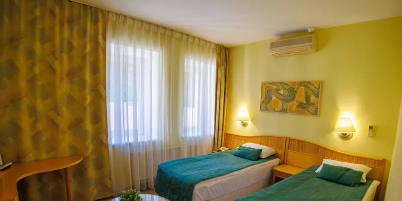 room_e897cb64-6cc2-4071-a3e0-a3912fa840fa.jpg