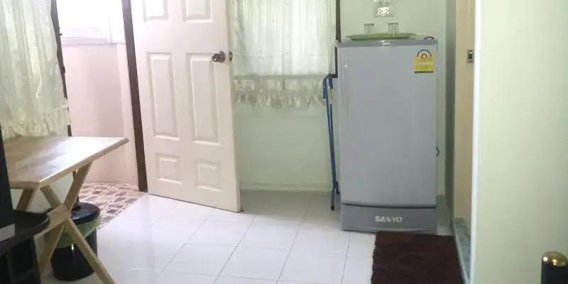 room_2d6a76cf-7dda-4401-adcb-37bbc00bbc9b.jpg