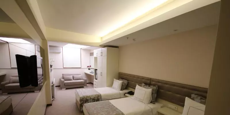 room_99ad3bf9-81b7-4e79-88e1-a628d9c18680.jpg