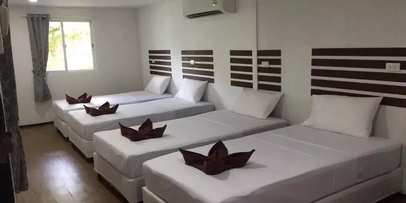 room_7a646bb5-8dfa-424b-9e38-4fcde2e7b9ad.jpg