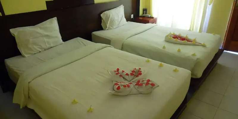 room_2c3e4ab2-c142-43d9-9201-3250c6aff3e8.jpg