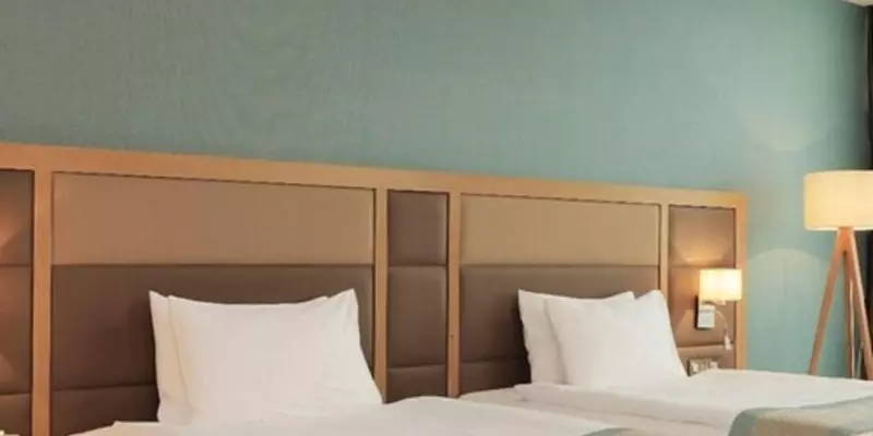 room_b6c48810-86b7-42f7-9f20-12ac2fae3f5d.jpg