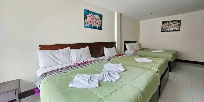 room_487c8018-d3a0-40c7-a00c-8e5d0b93ca69.jpg