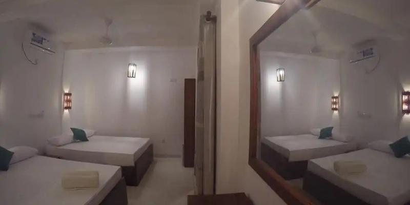 room_e4d1476a-e7dd-4c20-a120-90d02299de3a.jpg