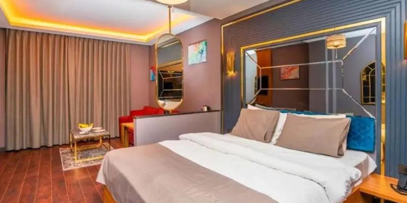 room_eaa2caf1-b754-4b09-8c8a-22c479ab4eab.jpg