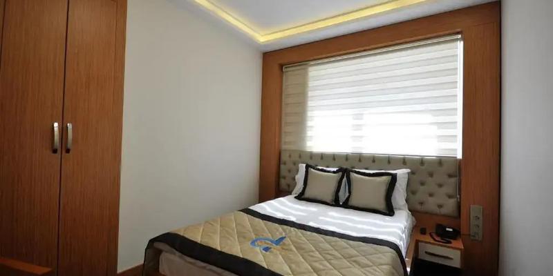 room_c91a5bc3-8c41-4516-b334-10e9b4e58d8b.jpg