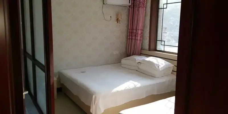 room_6a201deb-e7e1-415a-9700-676af0114e01.jpg