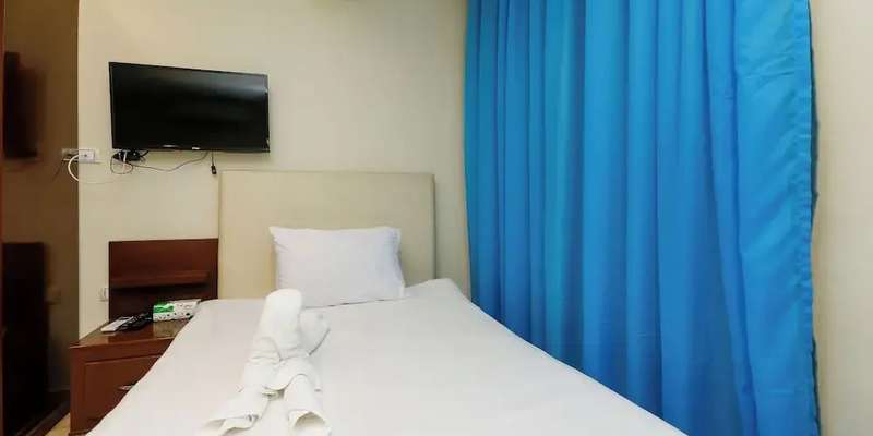 room_38cc883c-eefb-4020-aefb-6d9e07659ab7.jpg