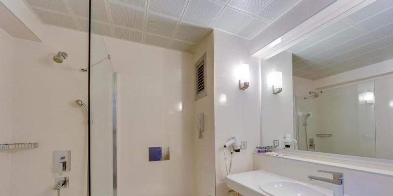 room_04b6d453-cb00-4aa7-84ee-bb33716d5420.jpg