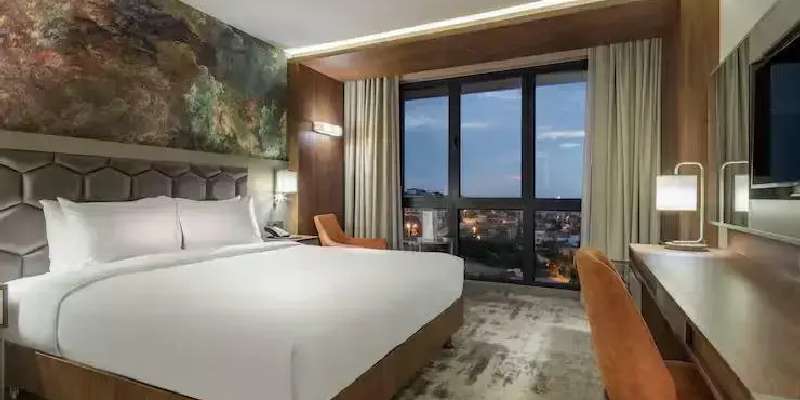 room_65e76dd8-889e-4080-b80a-5ad3d650ef84.jpg