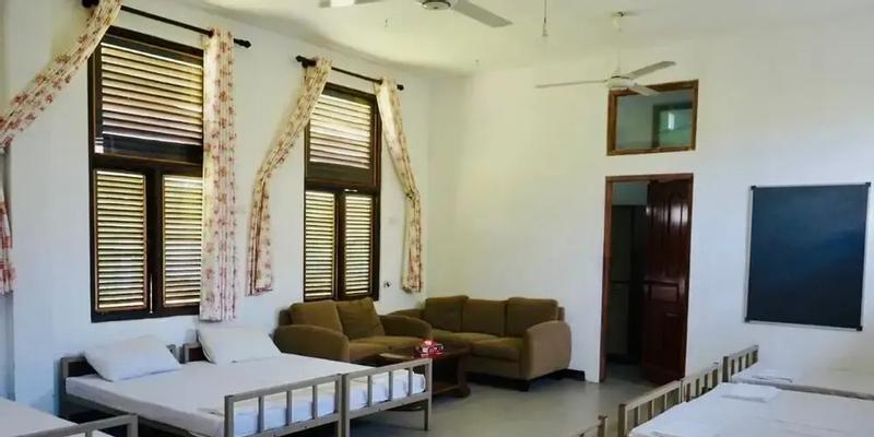 room_ef4403ce-4ec3-4ef9-9cbd-87b6ae8414df.jpg