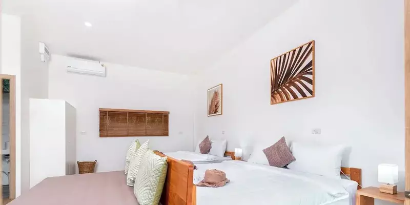 room_e69fae3e-4c6a-4db3-b294-03c6a675c9ec.jpg